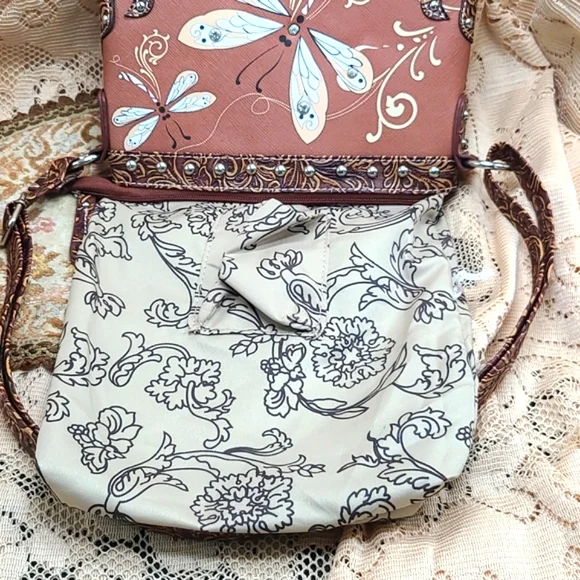 NWOT Dragonfly Faux Leather Purse Wallet Rhinestones Western Tooling Crossbody - Picture 5 of 16